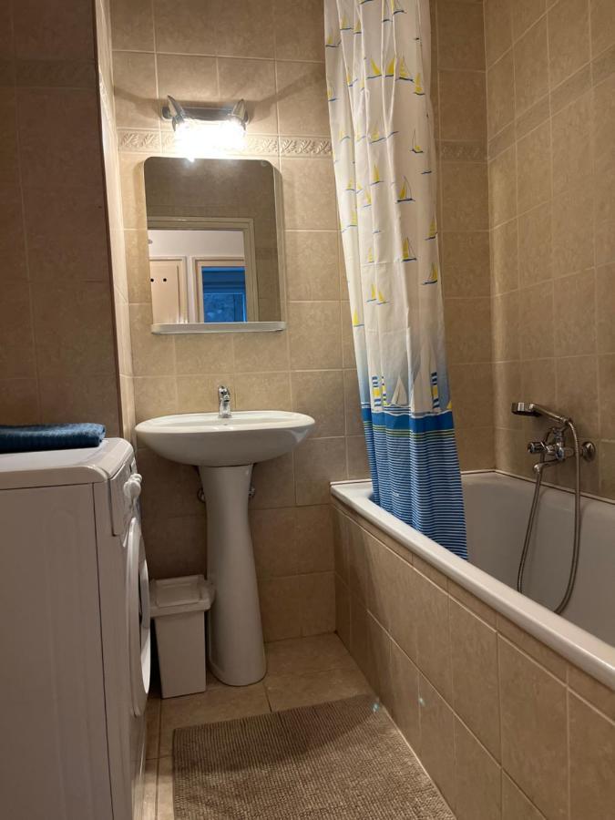 Appartamento Bauhaus Flat In Amazing Location Budapest Esterno foto