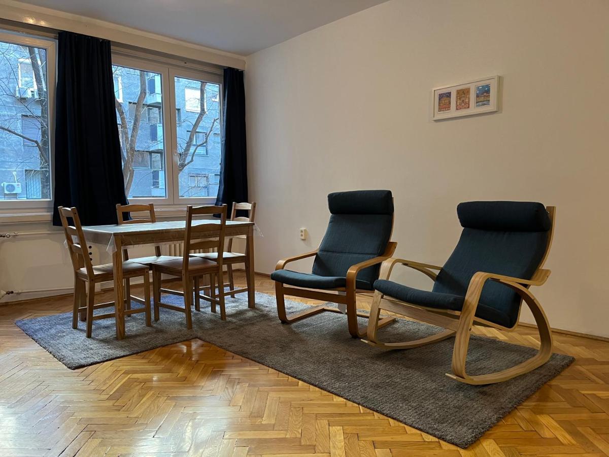 Appartamento Bauhaus Flat In Amazing Location Budapest Esterno foto